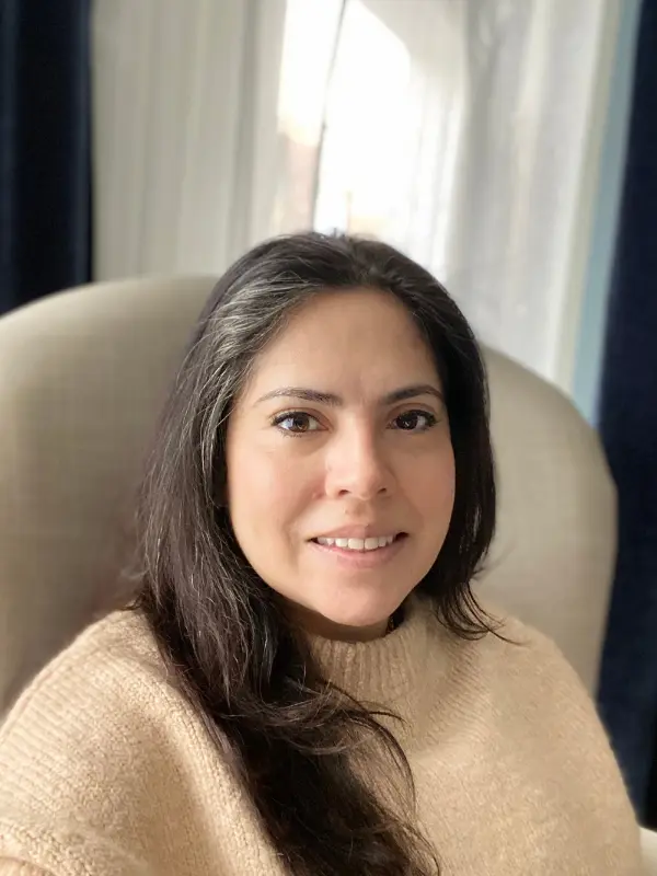 Counsellor Alejandra Lozada Andrade – miscarriage and pregnancy loss support services