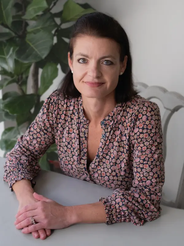 Misha Mack, counsellor in London and Online providing compassionate support after pregnancy loss